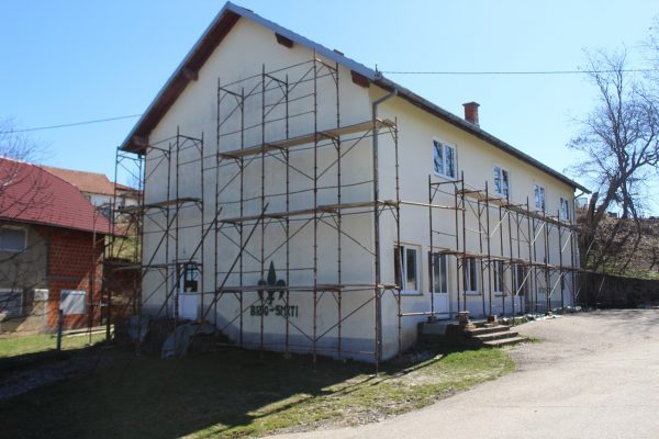 U toku radovi na utopljavanju zgrade MZ Kovačevići