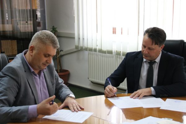 potpisan ugovor za nastavak finansiranja projekta "obezbjeđenje dodatnih količina pitke vode za građane općine sapna“