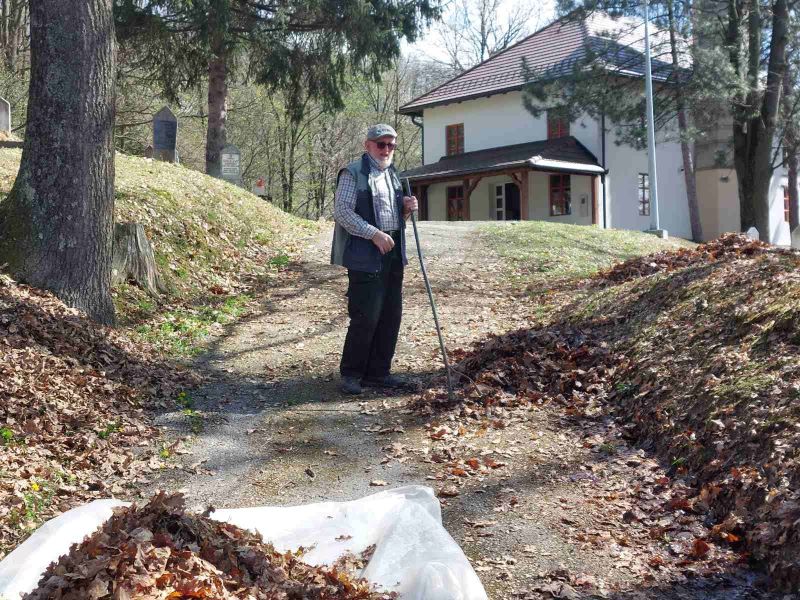 Miljanovčani vrijedno rade na izgradnji džamije i džemata: Mimber sa cvijetom Srebrenice, ljiljanima i drugim simoblima kazuje o svojim džematlijama