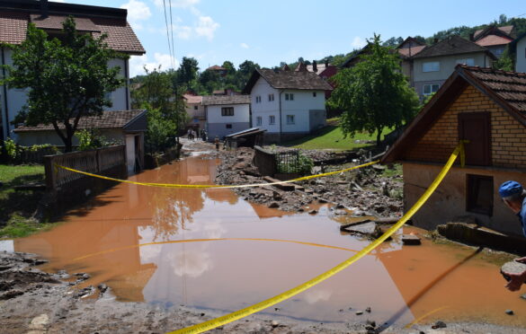 Muftija Fazlović obišao poplavljena područja Medžlisa IZ Teočak 