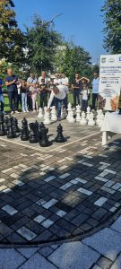 održan turnir na mamutskom šahu