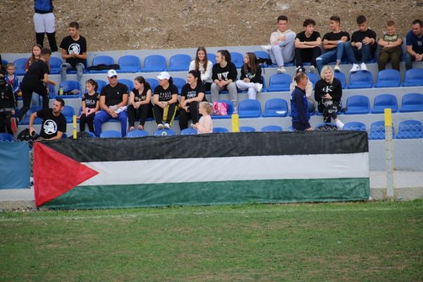 "palestino republiko, ne može ti ništa niko"... odjekivalo je stadionom u mumbašićima (foto)