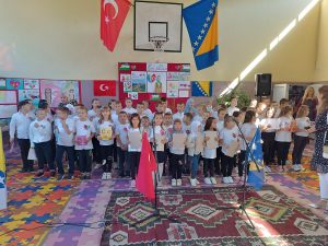 delegacija iz republike turske u posjeti osnovnoj školi gračanica