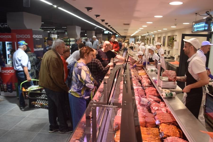 u centru tuzle svečano otvoren novi hipermarket bingo