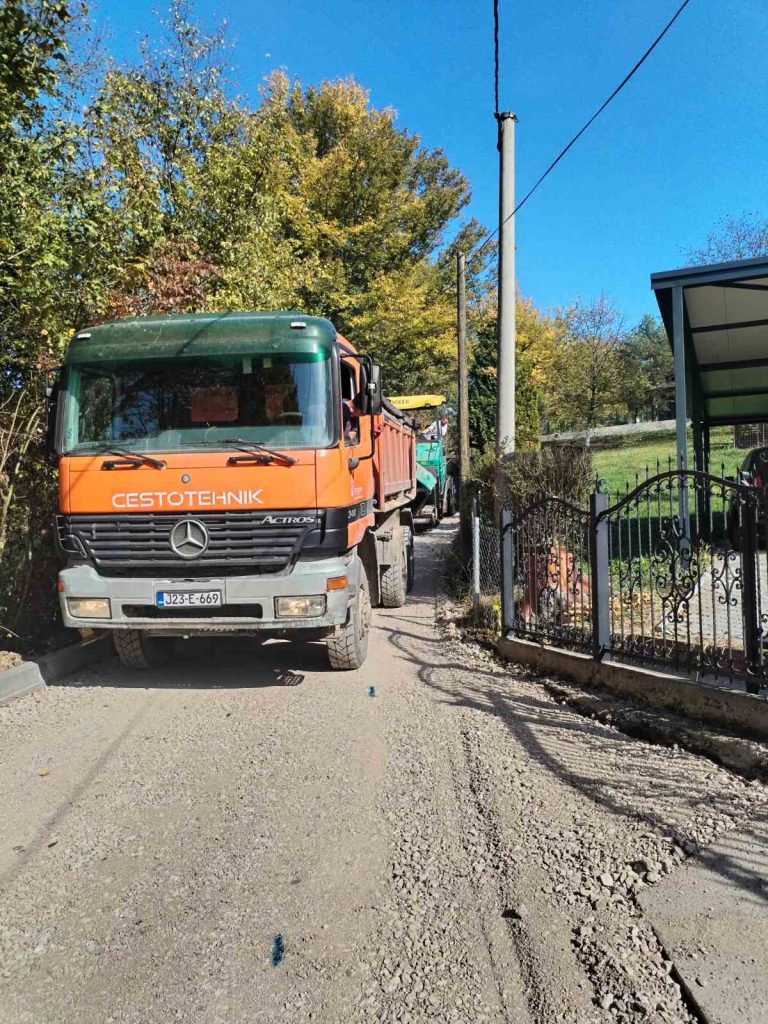 završeni radovi na sanaciji puta i putne infrastrukture u naselju cerovi, mz tušanj