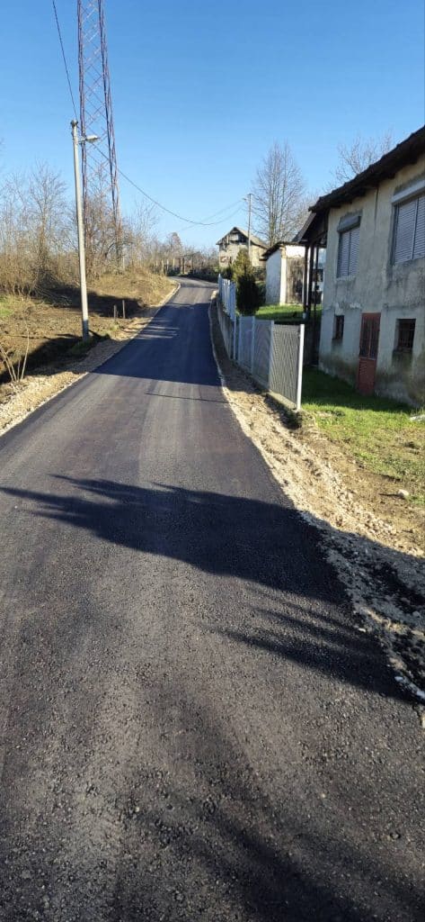 Okončani radovi na putnoj infrastrukturi u tuzlanskim mjesnim zajednicama Ši Selo i Šićki Brod