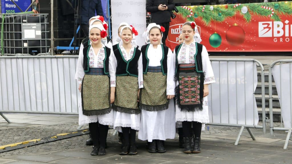 Na Trgu slobode svečano obilježen pravoslavni Božić(FOTO)