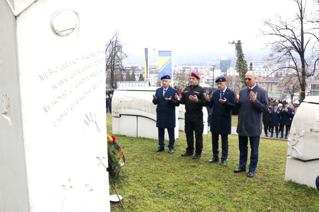 Grad Tuzla dostojanstveno obilježio Dan nezavisnosti – simbol zajedništva, slobode i budućnosti Bosne i Hercegovine