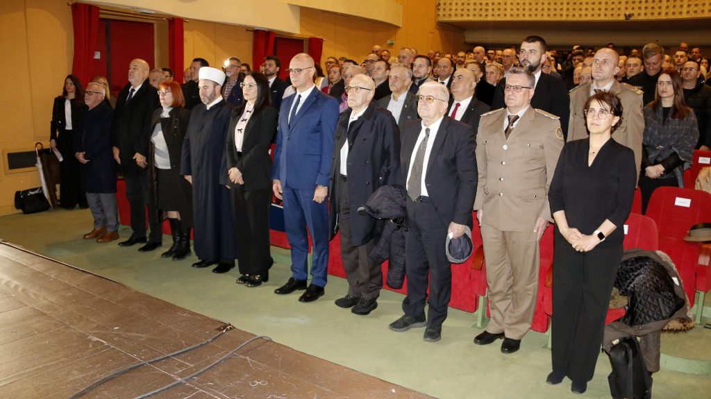 Grad Tuzla dostojanstveno obilježio Dan nezavisnosti – simbol zajedništva, slobode i budućnosti Bosne i Hercegovine