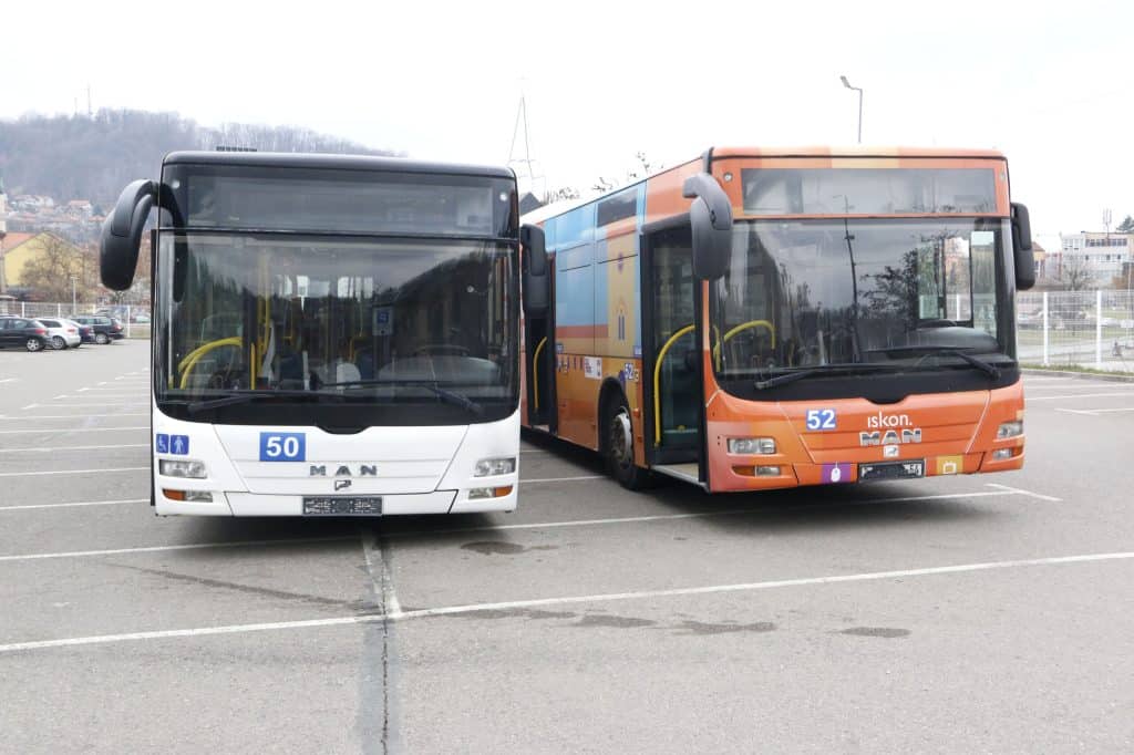 Grad Osijek poklonio autobuse Gradu Tuzli Grad Osijek poklonio autobuse Gradu Tuzli