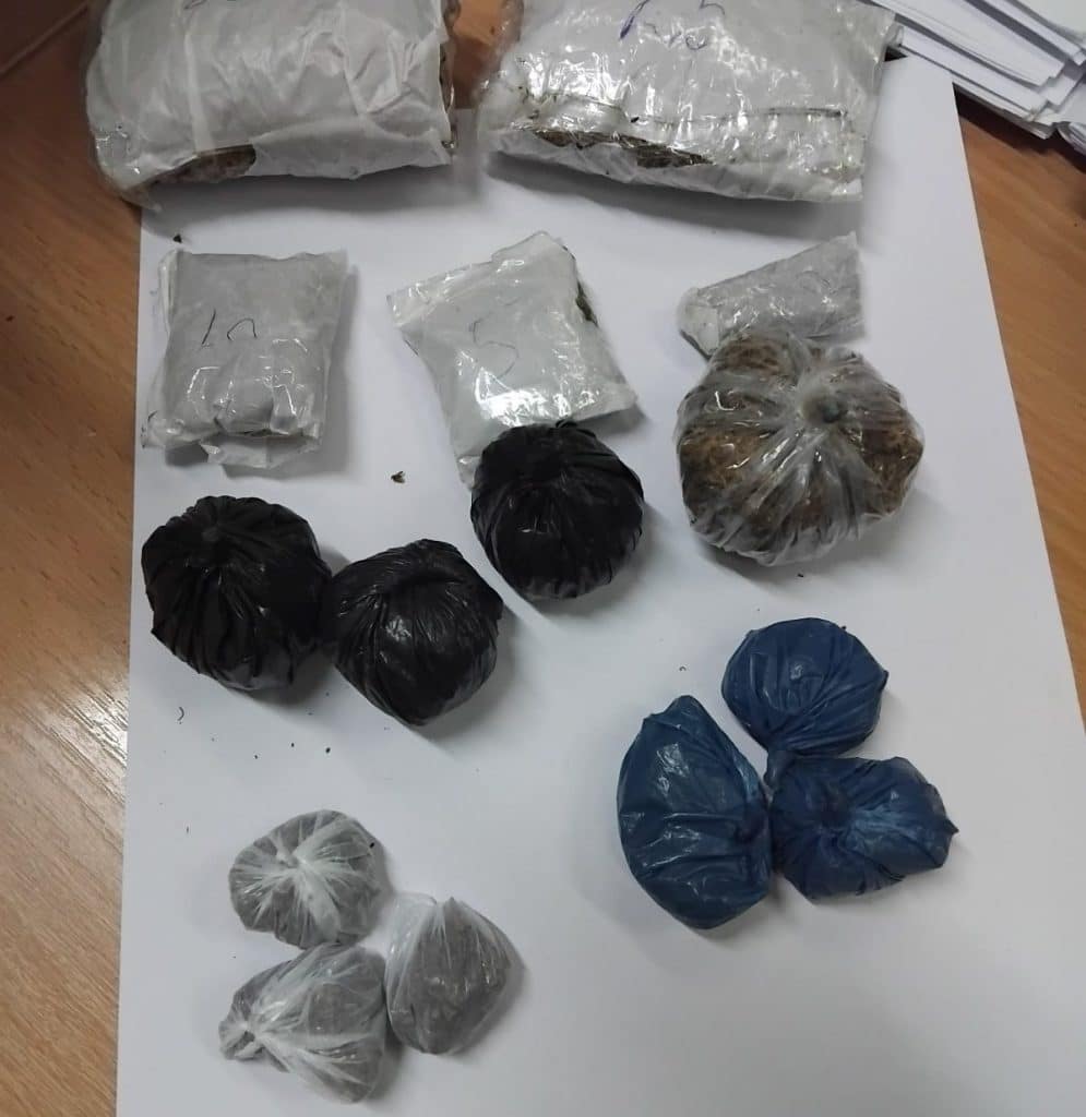 Policija TK zaplijenila opojne droge u pretresima na više lokacija (FOTO)
