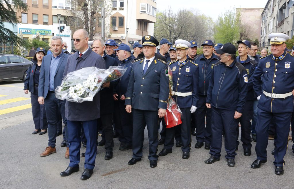 Tuzla obilježila 4. april – Dan kada je Tuzla stala u odbranu zajedničkog života (FOTO)